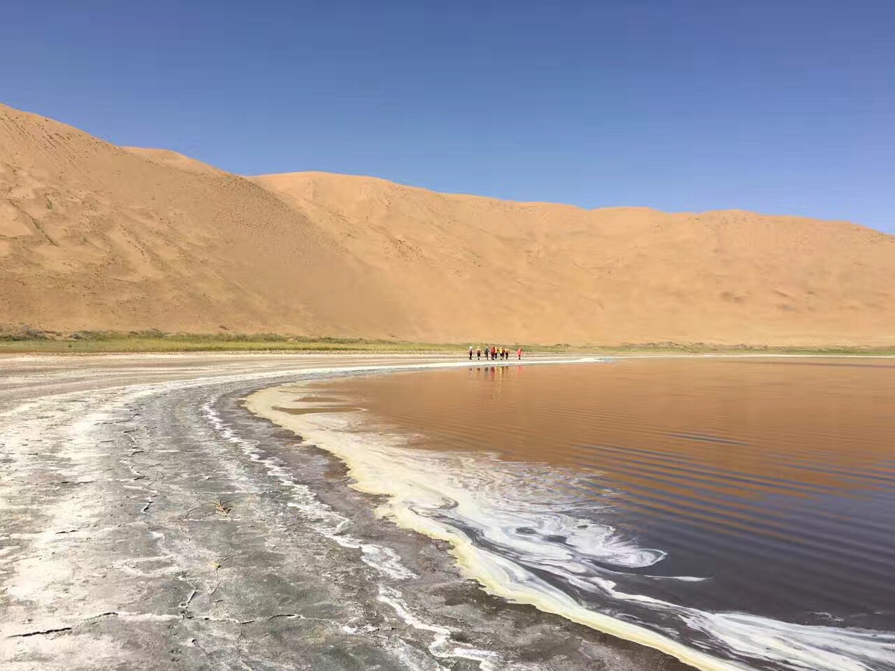 巴丹吉林攀登沙漠珠峰